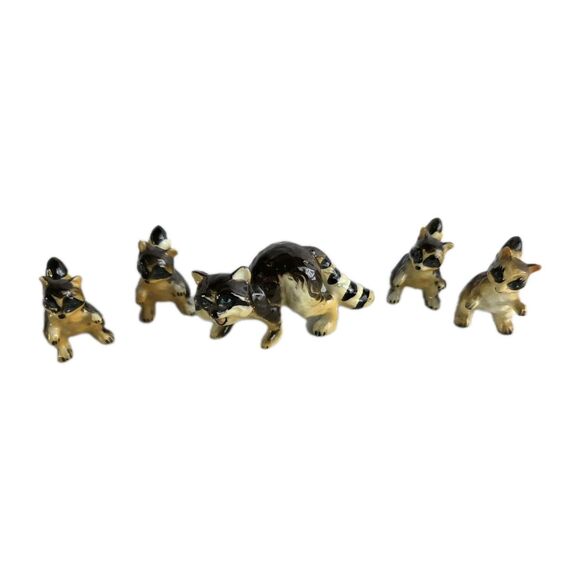 5 Vintage 1950s Shiken JAPAN Bone China RACOON Family MINIATURE Animal FIGURES - Picture 2 of 7